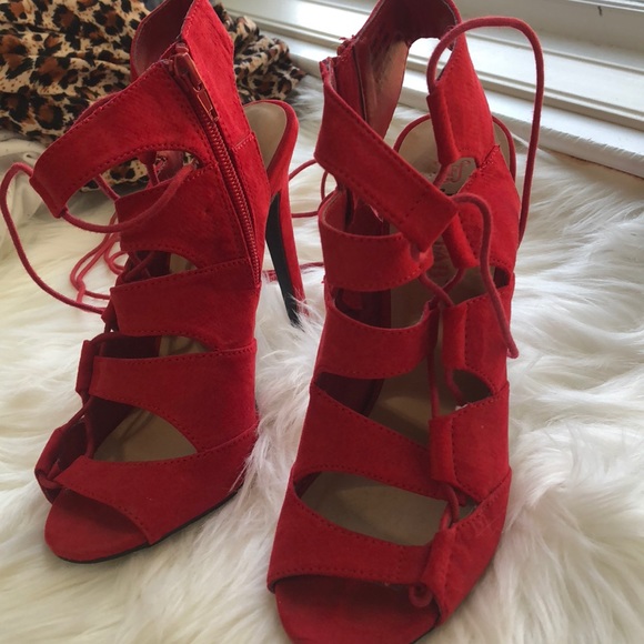 Shoes - Picture 6 of 8